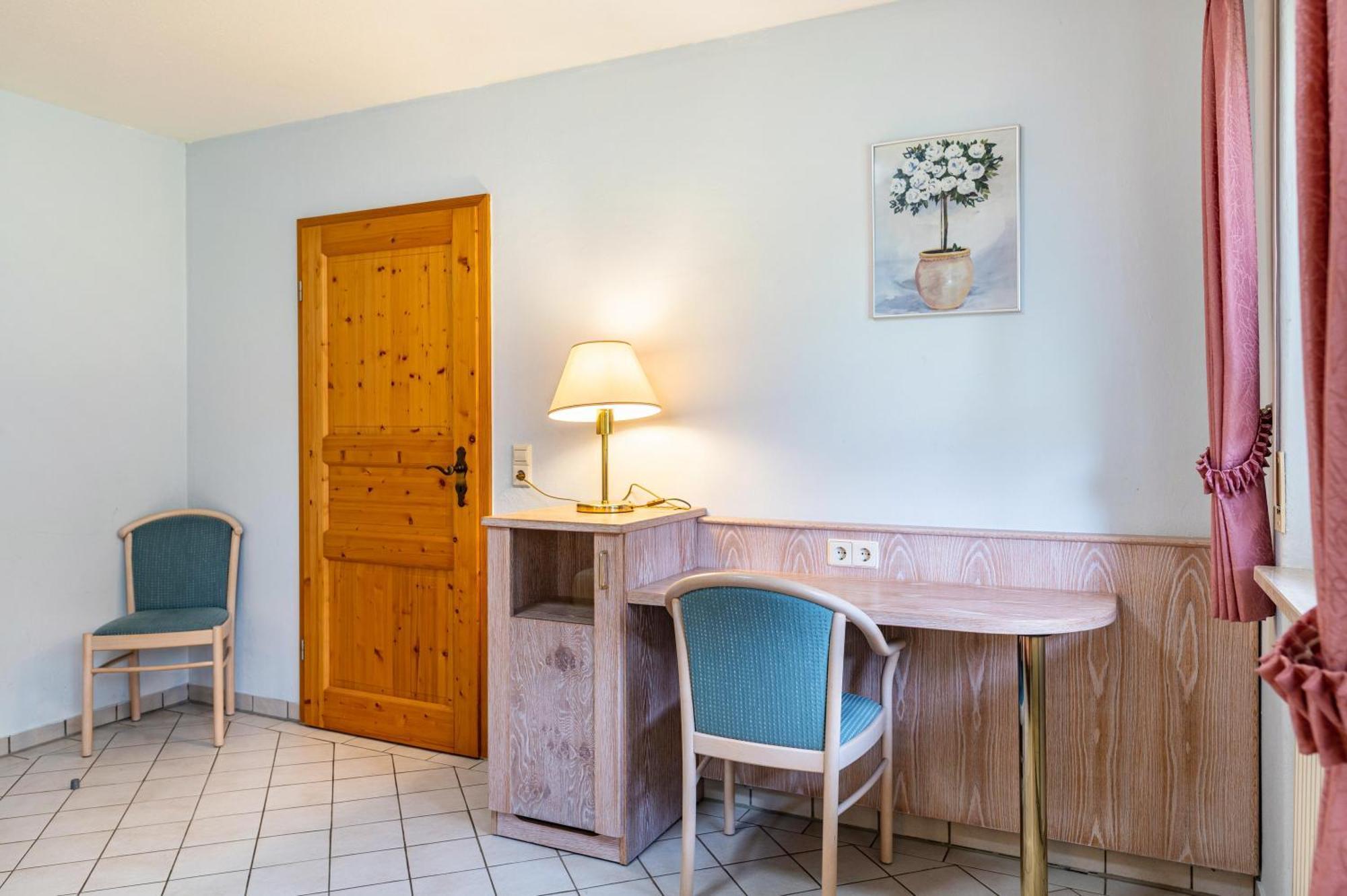 Gasthaus Zur Linde- Napf Oberried Kültér fotó